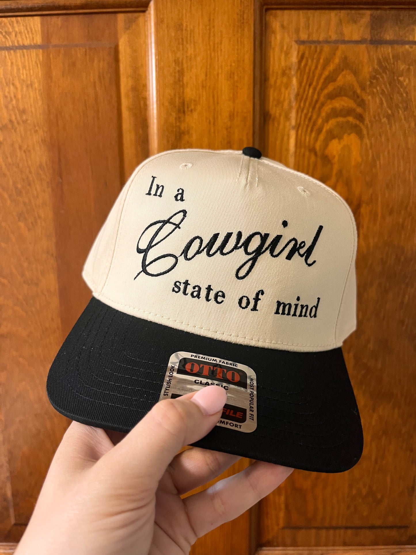 Cowgirl state of mind Trucker Hat