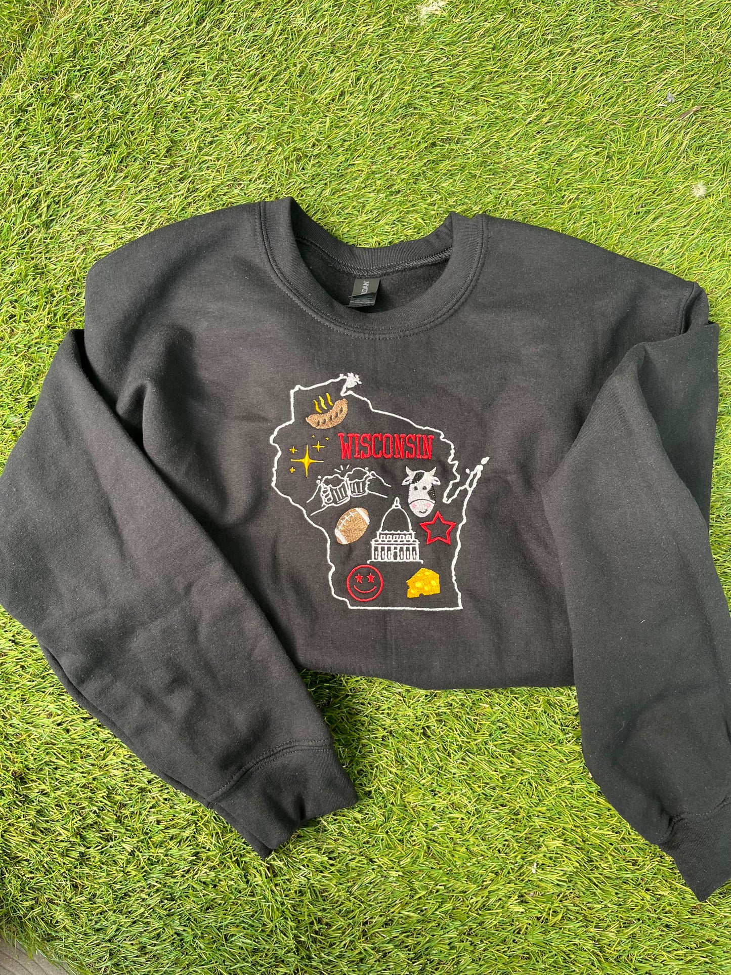 Wisconsin Icon Crewneck Black